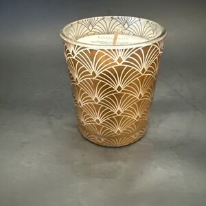 Bioelements Signature Aromatherapy Candle Gardenia 32 Hr  Burn Limited Edition